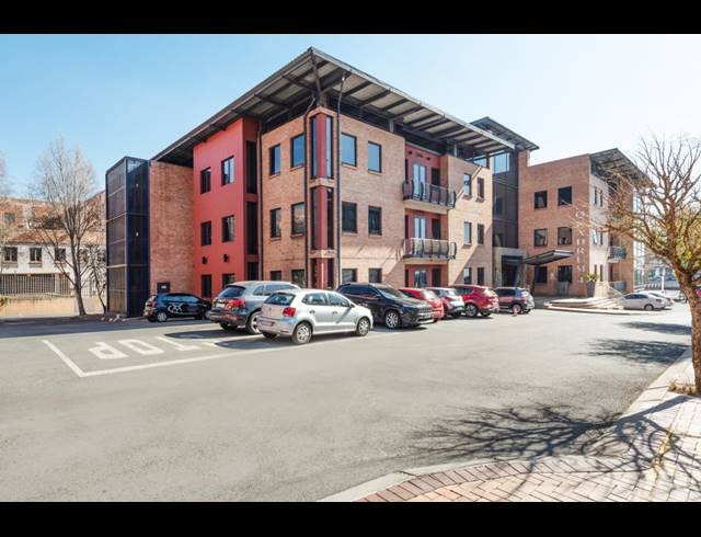 10M² OFFICE TO LET IN CONSTANTIA KLOOF